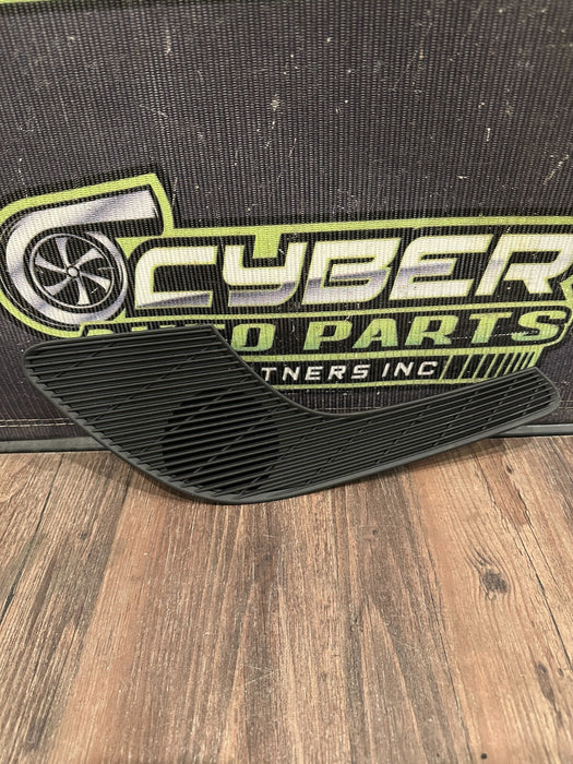 2021 AUDI R8 RIGHT DOOR PANEL SPEAKER GRILLE TRIM OEM 4S0 035 410 A