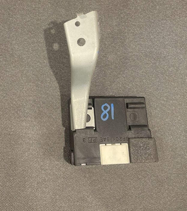 2014 TOYOTA PRIUS V IMMOBILIZER IGNITION UNIT MODULE 89784-47020