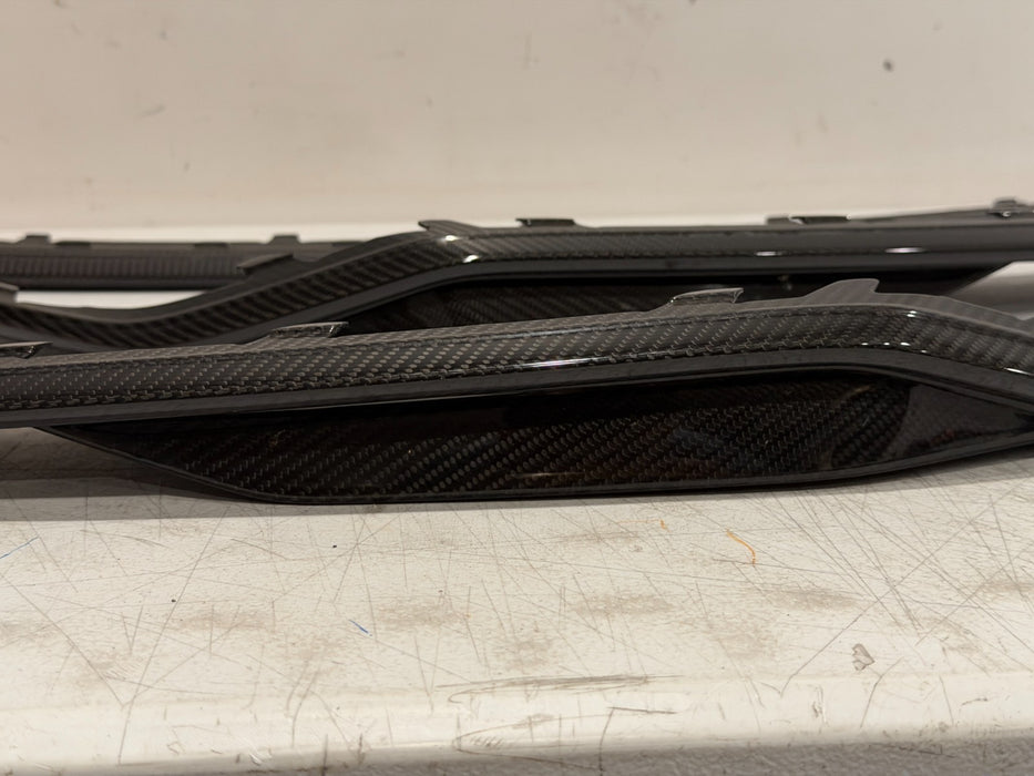 2020 2021 2022 2023 AUDI R8 CARBON FIBER FRONT BUMPER SPLITTER LIP OEM GENUINE