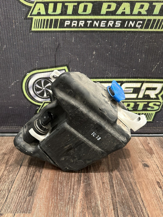 2017-18 AUDI R8 WINDSHIELD WASHER RESERVOIR TANK OEM 4S1 955 449
