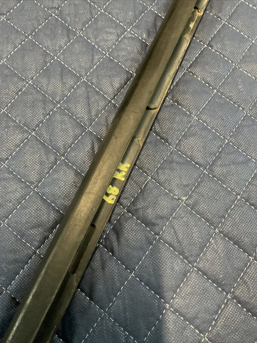 2017-2020 FORD F250 F350 F450 REAR RIGHT PASSENGER DOOR WINDOW BELT MOLDING OEM