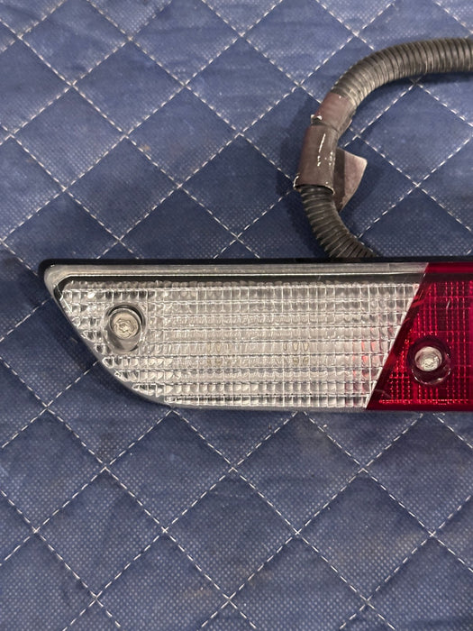 2017-2019 FORD F250 F350 REAR CAB THIRD BRAKE LIGHT W/ CAMERA & PIGTAIL OEM