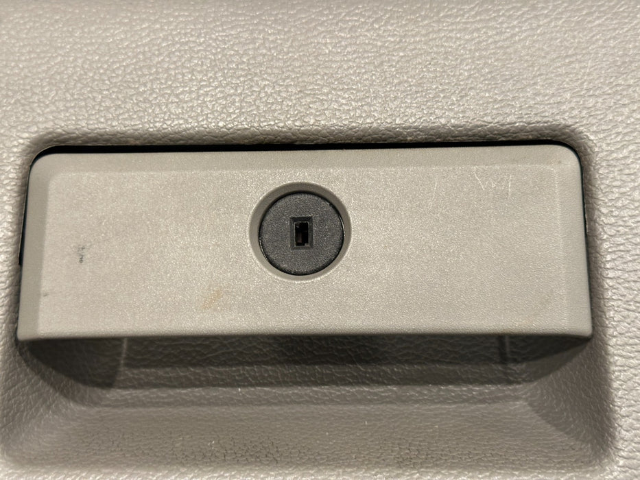 2020 2021 2022 FORD F250 F350 F450 XLT GLOVE BOX COMPARTMENT OEM