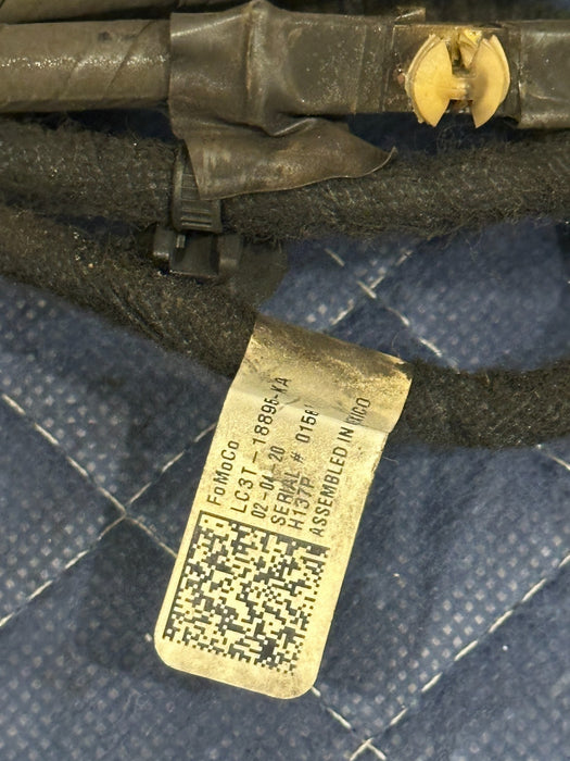 2020-2022 FORD F350 F450 PASSENGER RIGHT CAB ANTENNA HARNESS OEM LC3T 18895 KA