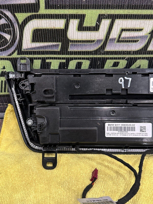 2020 BMW M4 F82 RADIO HVAC AC A/C HEAT CONTROL BEZEL PANEL W AMBENT LIGHTING OEM