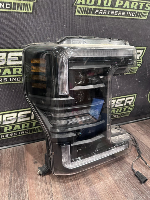 2017-2019 FORD F250 F350 F450 AFTERMARKET MORIMOTO LED RIGHT HEADLIGHT OEM BURNT