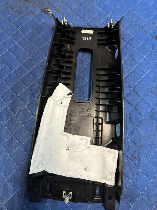 2017-2019 FORD F250 F350 F450 PLATINUM UPPER LEFT B PILLAR OEM