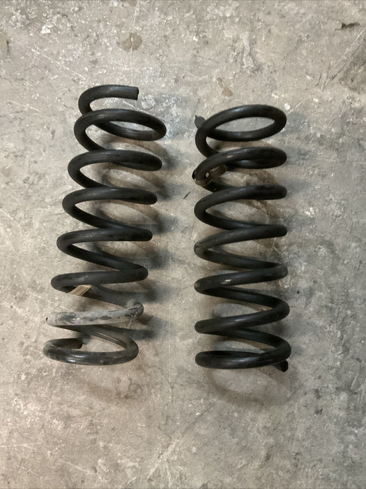 2017 DODGE RAM 3500 LARAMIE DIESEL FRONT COIL SPRINGS LEFT RIGHT PAIR 68172108AA