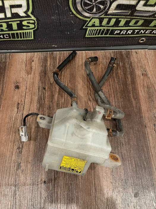 2014 TOYOTA PRIUS V BRAKE FLUID MASTER CYLINDER RESERVOIR TANK W/ LINE HOSES OEM