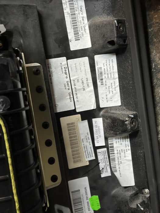 2014 AUDI R8 V10 5.2L DASHBOARD DASH PANEL W/ BAG OEM 423857001