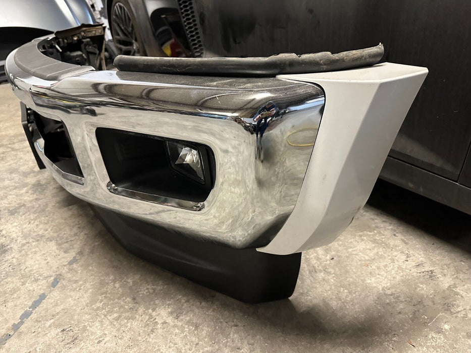 2017 2018 2019 FORD F450 KING RANCH CHROME FRONT BUMPER ASSEMBLY METALLIC WHITE