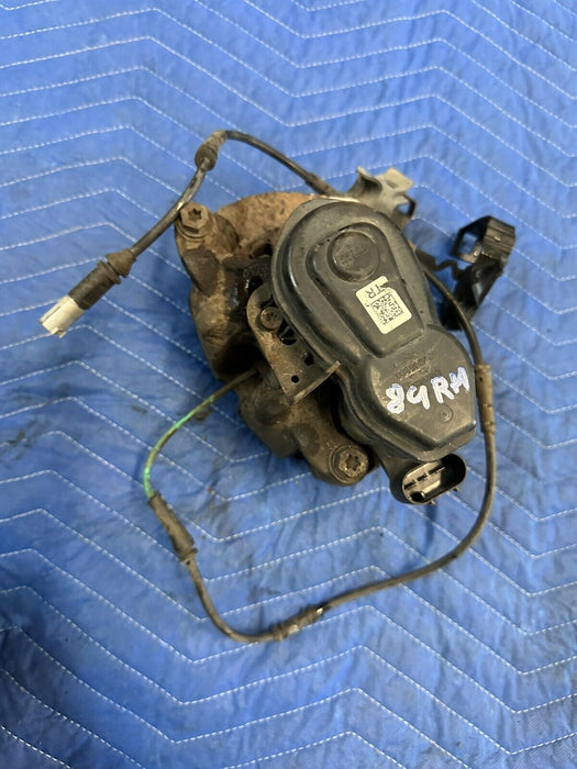 2011 BMW 550i F10 XDRIVE REAR RIGHT PASSENGER BRAKE CALIPER OEM 6793048