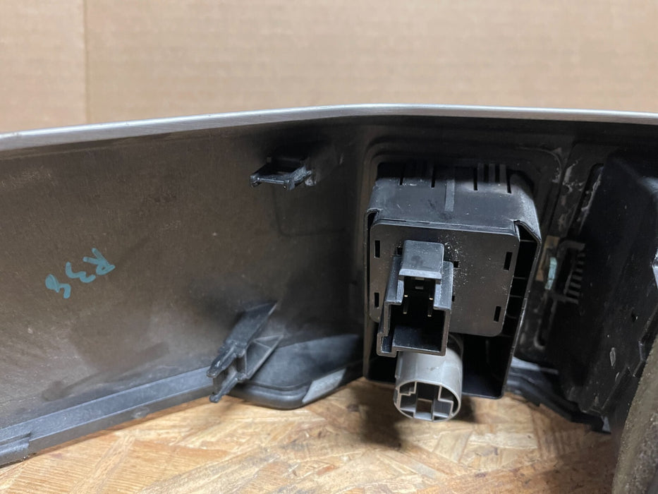 2017-2019 FORD F250 F350 PLATINUM PASSENGER RIGHT SIDE CENTER DASH AIR VENT TRIM
