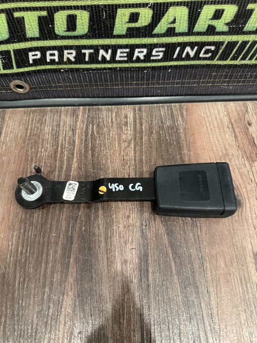 2020-2022 FORD F350 F450 REAR SEATBELT BUCKLE RECIEVER OEM