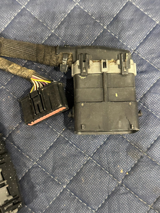 2017 FORD F250 F350 F450 LARIAT FRONT LEFT RIGHT SEAT PIGTAIL HARNESS PLUG OEM