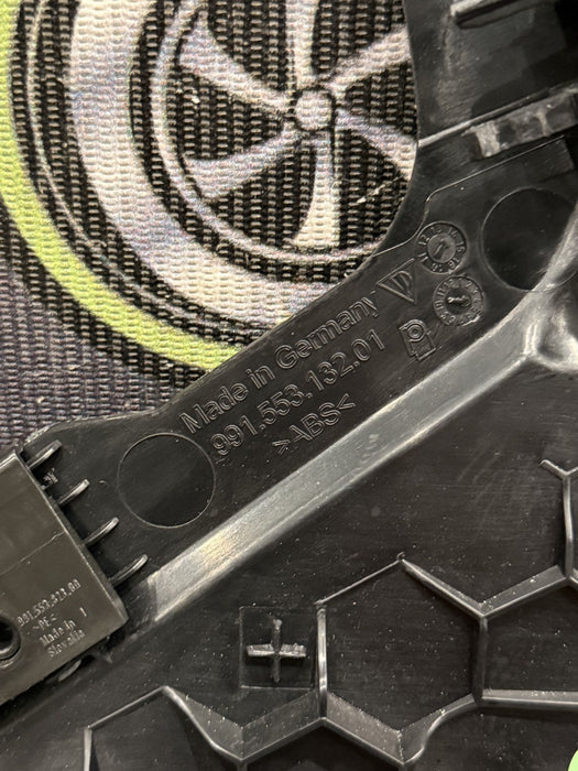 2014 PORSCHE 911 TURBO S 991 FRONT RIGHT CENTER CONSOLE LEATHER TRIM OEM *WEAR*