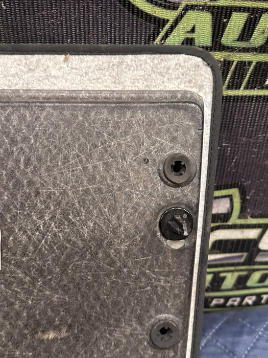 2021 AUDI R8 FRONT RIGHT FOOT REST SUPPORT TRIM COVER PAD PANEL 4S1 864 420