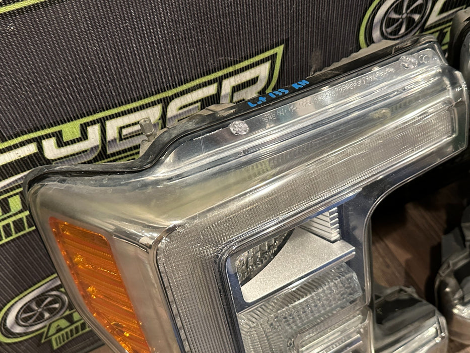 2017-2019 FORD F250 F350 F450 LEFT RIGHT LED HEADLIGHT PAIR OEM *YELLOWING