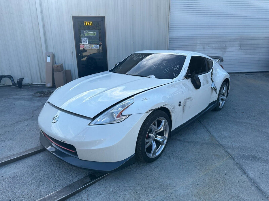 2014 NISSAN 370Z NISMO HOOD PEARL WHITE OEM 2009-2020 LOCAL PICKUP ONLY!