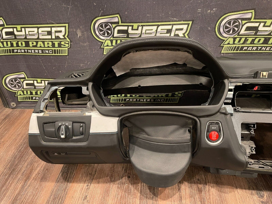 2020 BMW M4 F82 DASH DASHBOARD PANEL W/ BAG OEM *MINOR FLAW/READ*