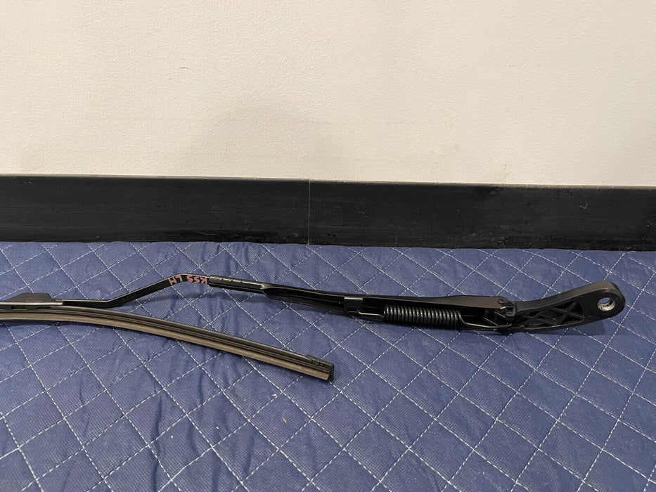 2022 RAM 1500 TRX FRONT LEFT & RIGHT WINDSHIELD WIPER PAIR OEM