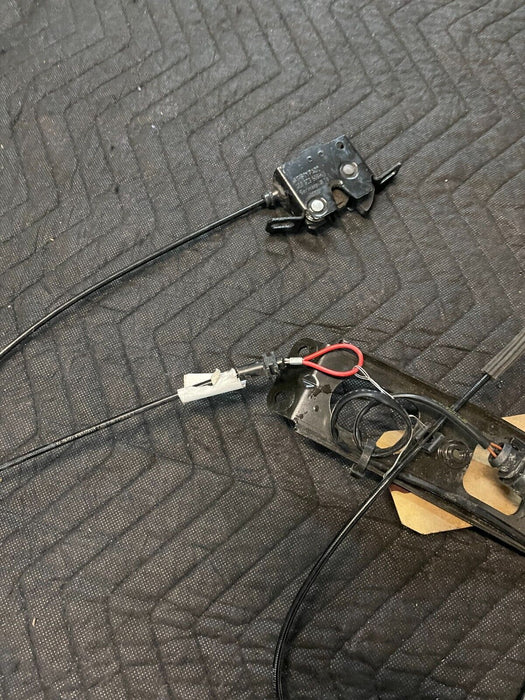 2017 AUDI R8 V10 FRONT HOOD BONNET LOCK LATCHES ASSEMBLY OEM 4E0 823 509 H