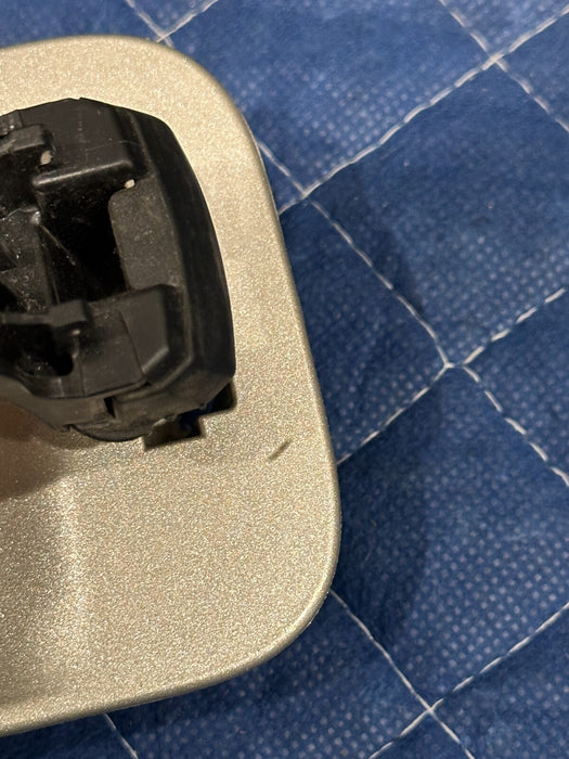 2017-2019 FORD F250 F350 F450 REAR RIGHT WHITE GOLD DOOR HANDLE OEM ~DAMAGE~