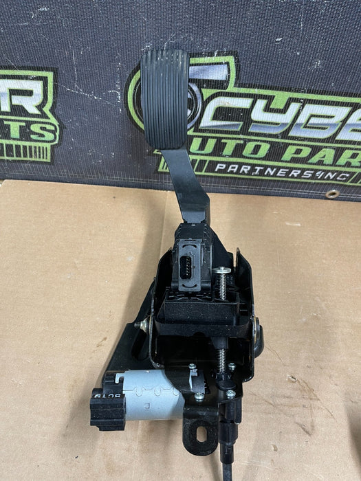 2017-2022 FORD F450 KING RANCH GAS PEDAL & BRAKE PEDAL ASSEMBLY OEM