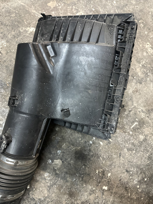2020-2022 FORD F250 F350 F450 ENGINE AIR CLEANER INTAKE COMPLETE OEM DIESEL
