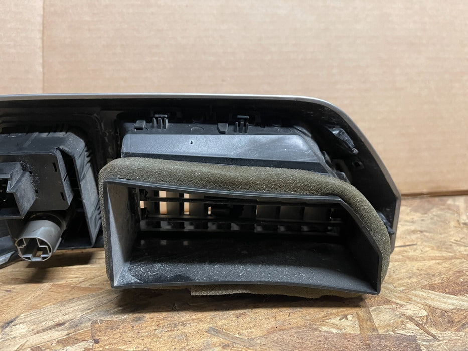 2017-2019 FORD F250 F350 PLATINUM PASSENGER RIGHT SIDE CENTER DASH AIR VENT TRIM