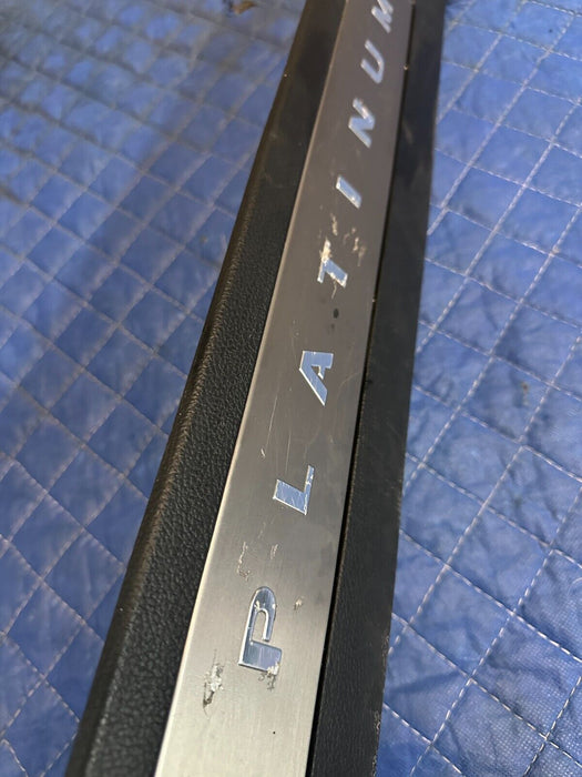 2017-2019 FORD F250 F350 PLATINUM FRONT RIGHT KICKPLATE TRIM OEM ~READ~