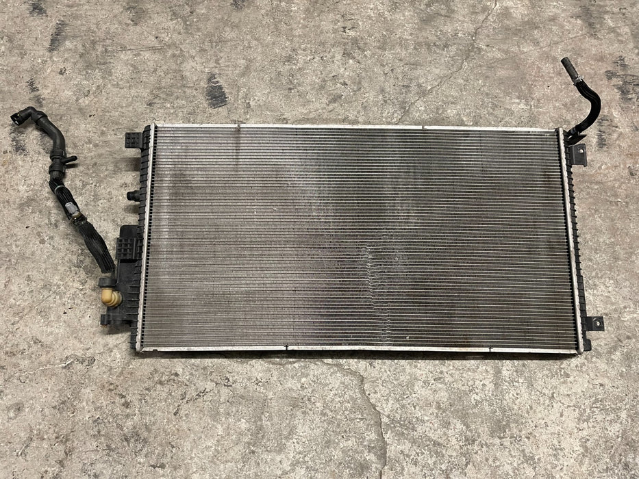 2017-2019 FORD F250 F350 6.7L DIESEL SUPERDUTY RADIATOR W/ HOSES OEM *BENT*