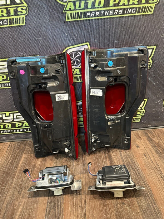 2020 2021 2022 FORD F250 F350 F450 LED TAIL LIGHT PAIR LEFT RIGHT W/ BLIND SPOT