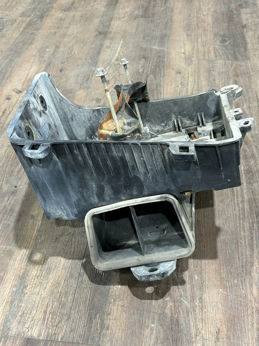 2017-2019 FORD F250 F350 F450 RIGHT BATTERY TRAY W DUCT OEM