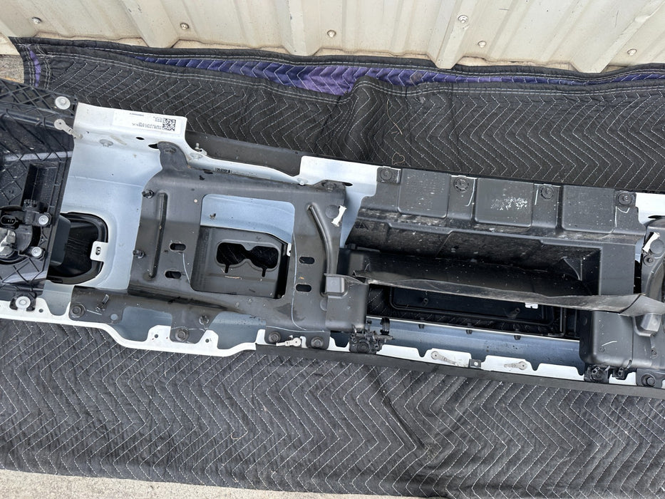 2023 2024 2025 FORD F250 F350 FRONT BUMPER ASSEMBLY STAR WHITE ~SCRATCHES~