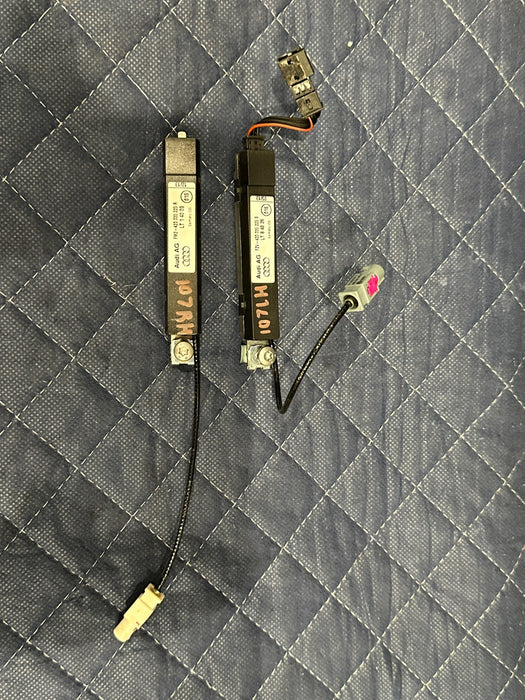 2014 AUDI R8 SPYDER LEFT RIGHT ANTENNA AMPLIFIER AMP PAIR 420 035 225 C