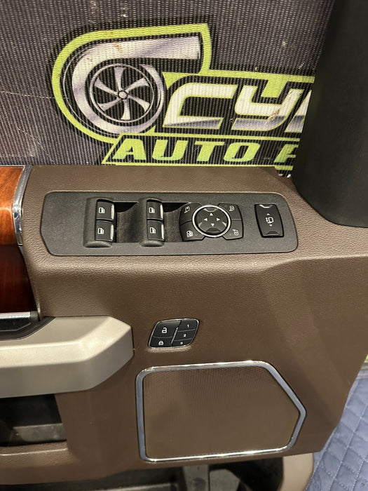 2017-2019 FORD F250 F350 F450 KING RANCH BROWN FRONT LEFT DOOR PANEL OEM *FLAWS*