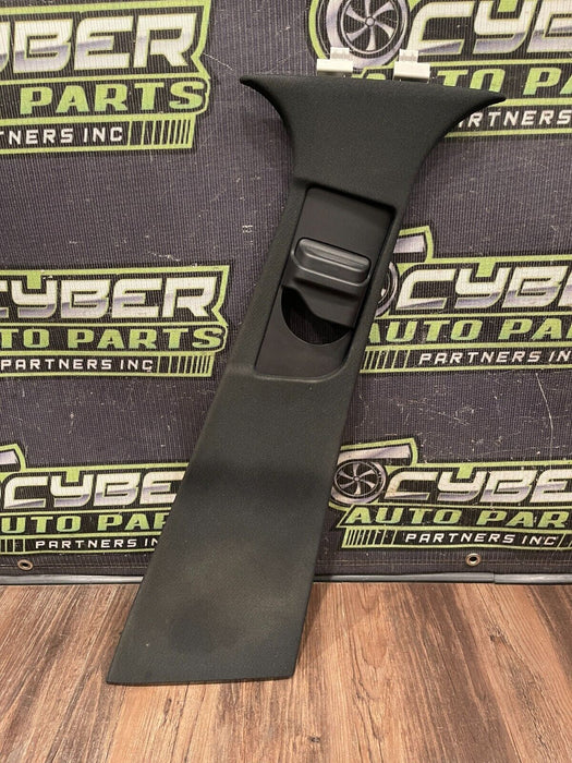 2015 MERCEDES BENZ C63S EDITION 1 PASSENGER RIGHT UPPER B PILLAR TRIM COVER OEM