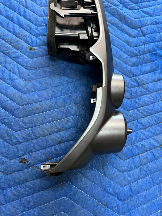 2016 2019 NISSAN TITAN XD FRONT LEFT DRIVER CENTER DASH AIR VENT A/C BEZAL OEM