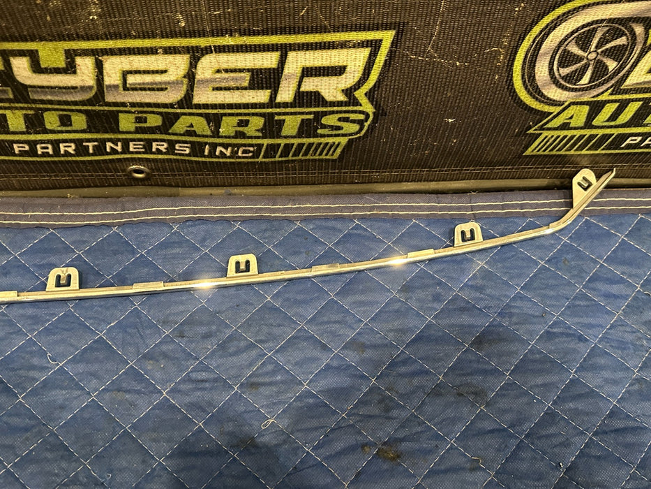 2017-2019 FORD F250 F350 F450 LIMITED GRILLE LOWER TOP TRIM OEM *SL WEAR #8*