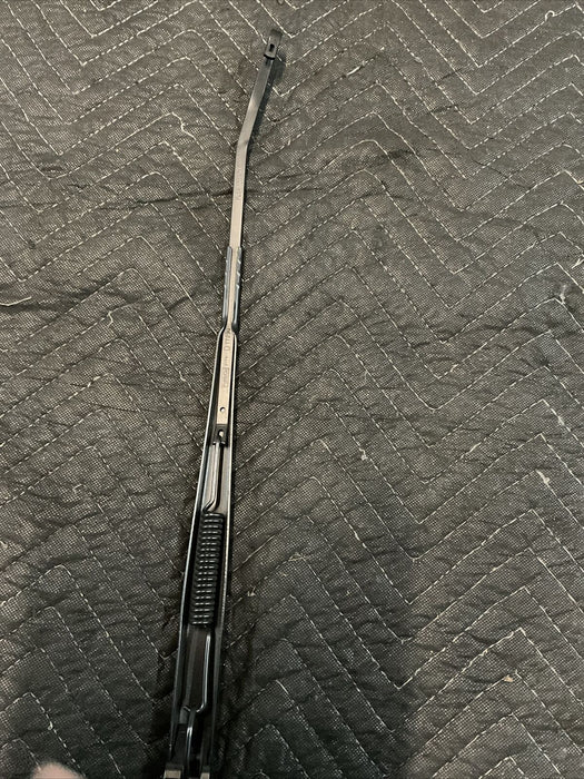 2017-2022 FORD F250 FRONT DRIVER LEFT WINDSHIELD WIPER MOTOR ASSEMBLY