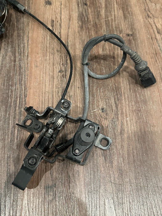 2021 AUDI R8 FRONT HOOD LOCK LATCH BONNET ASSEMBLY OEM