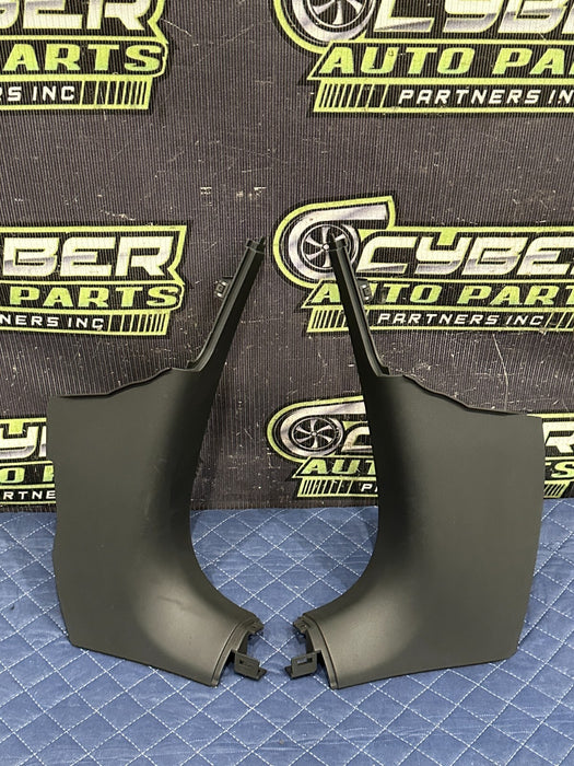 2014 AUDI R8 LEFT RIGHT COWL KICK PANEL TRIMS 423 867 271 423 867 272
