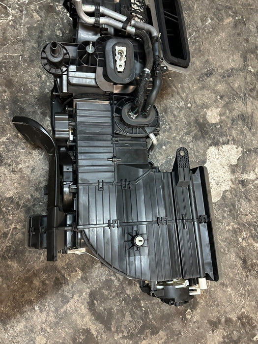 2022 DODGE RAM 1500 HEATER CORE HVAC AC BLOWER MOTOR HOUSING BOX OEM