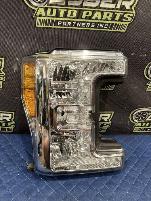 2017 2019 FORD F250 F350 F450 LARIAT RIGHT PASSENGER SIDE HALOGEN HEADLIGHT OEM