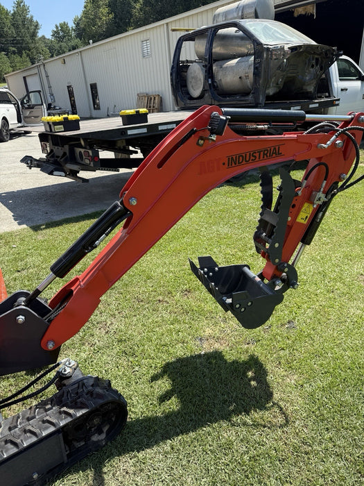 AGT QK20R 1 Ton Mini Excavator – 23HP RATO Engine 739CC - BRAND NEW - HYD THUMB