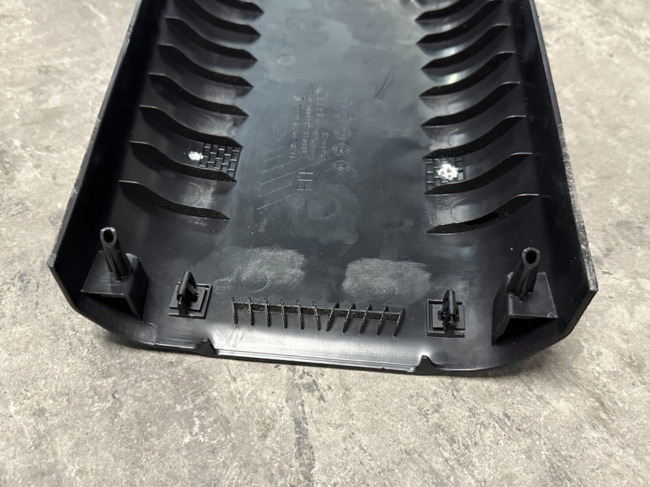 2017-2019 FORD F250 F350 F450 PASSENGER RIGHT B PILLAR OEM *HAS DAMAGE*