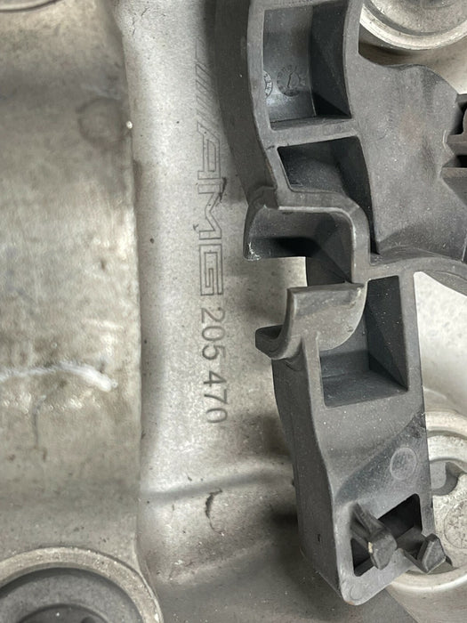 2015-2020 W205 MERCEDES C63 AMG FRONT LEFT DRIVER SPINDLE KNUCKLE WHEEL HUB