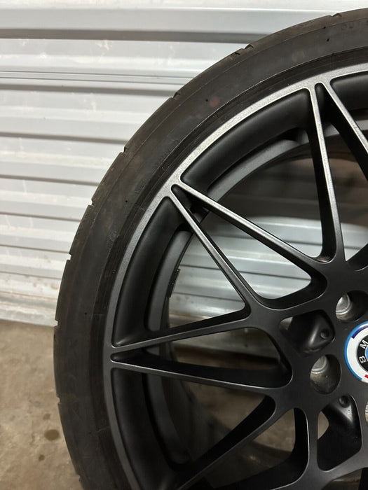 2015-2020 BMW M4 F82 REAR WHEEL RIM TIRE 10X20 666M 285/30R20 2287501 ~READ~