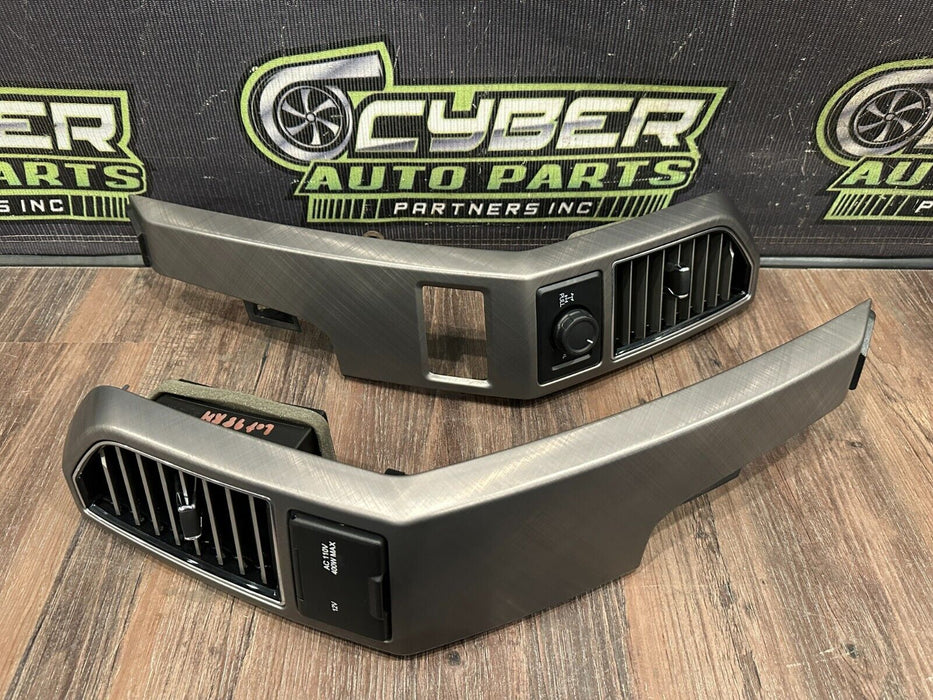2017-19 FORD F250 F350 F450 LIMITED LEFT RIGHT DASH DASHBOARD AIR VENT PAIR OEM